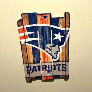 New England Patriots Sign 11x17 Wood Fence Style
Hardboard.